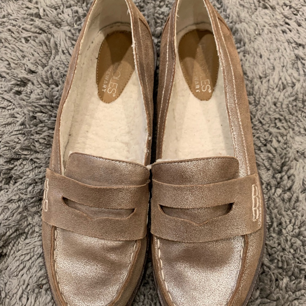 AEROSOLES Women's Frances Martha Stewart Shimmering Tan Loafers